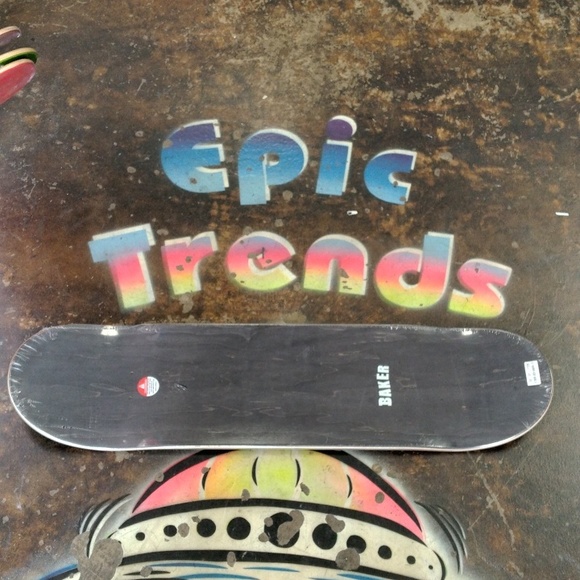 Baker Skateboard - Picture 2 of 2
